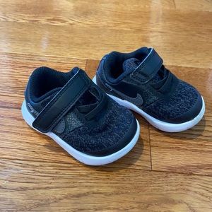 Baby Nike Flex Contact Sneakers- Size 3